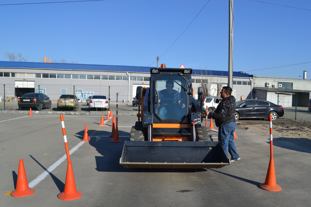 права на погрузчик, обучение водителей погрузчика